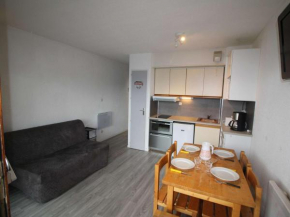 Studio cabine fermée 4 pers au pied des pistes avec parking - Auris en Oisans - FR-1-297-334